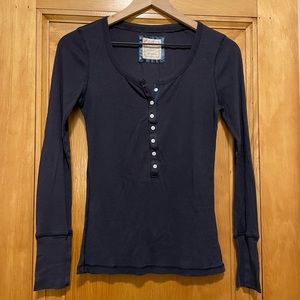 Old Navy Y2K Long Sleeve Henley Tee